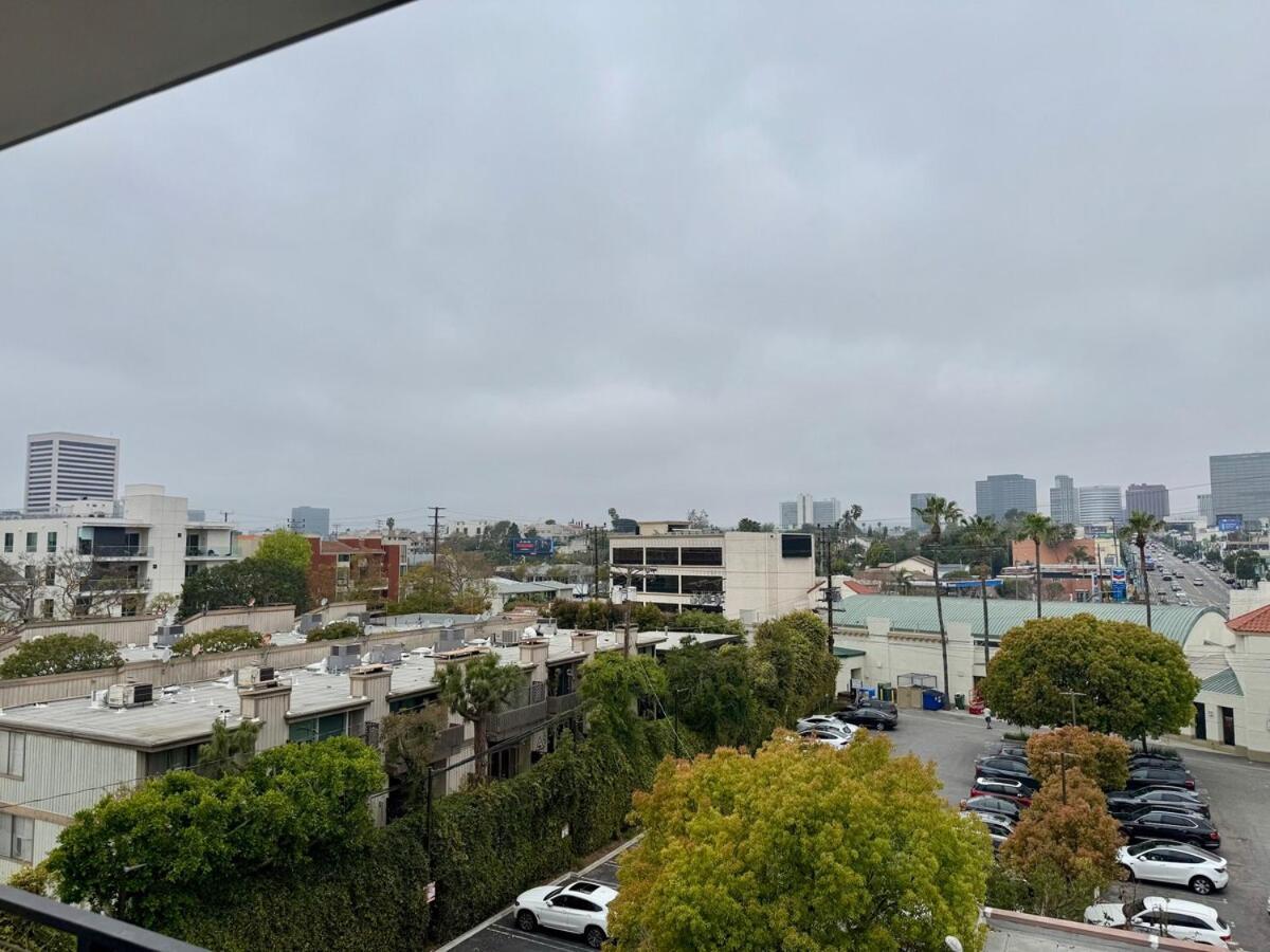 3 Bedroom 2 Bath Westwood Apartahotel Los Ángeles