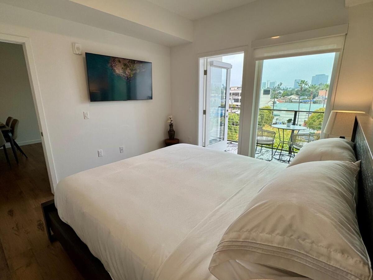 3 Bedroom 2 Bath Westwood Apartahotel Los Ángeles