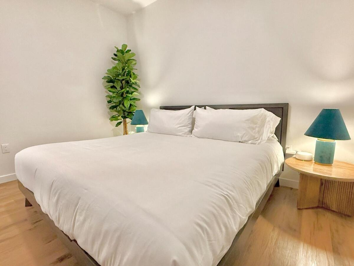 3 Bedroom 2 Bath Westwood Apartahotel Los Ángeles