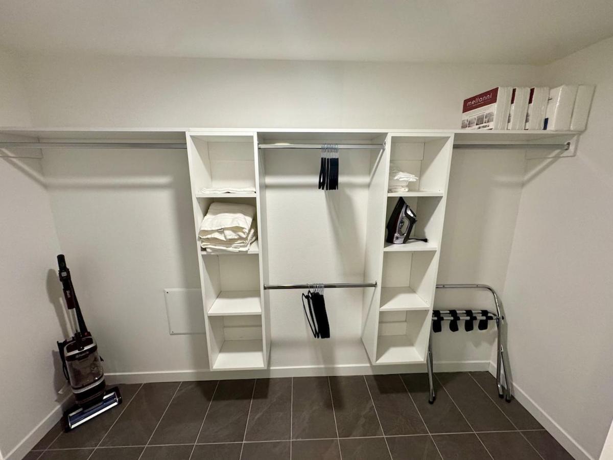 Aparthotel 3 Bedroom 2 Bath Westwood
