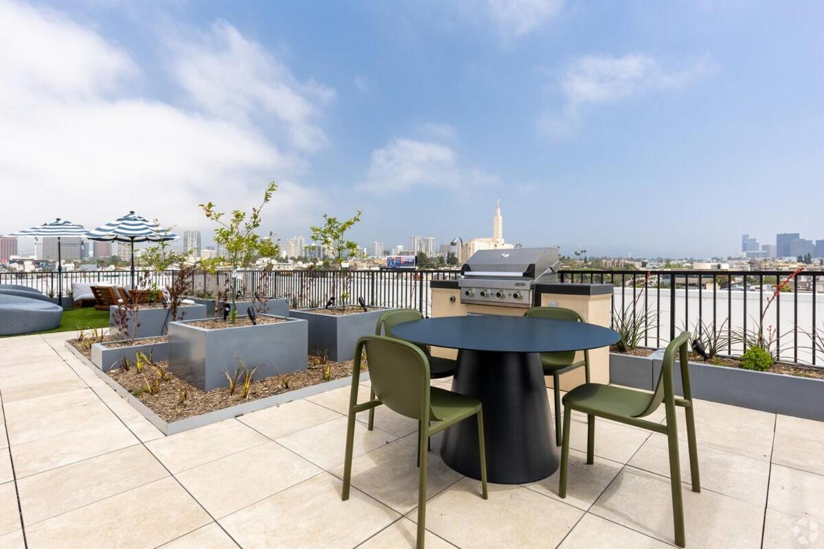 3 Bedroom 2 Bath Westwood Los Angeles