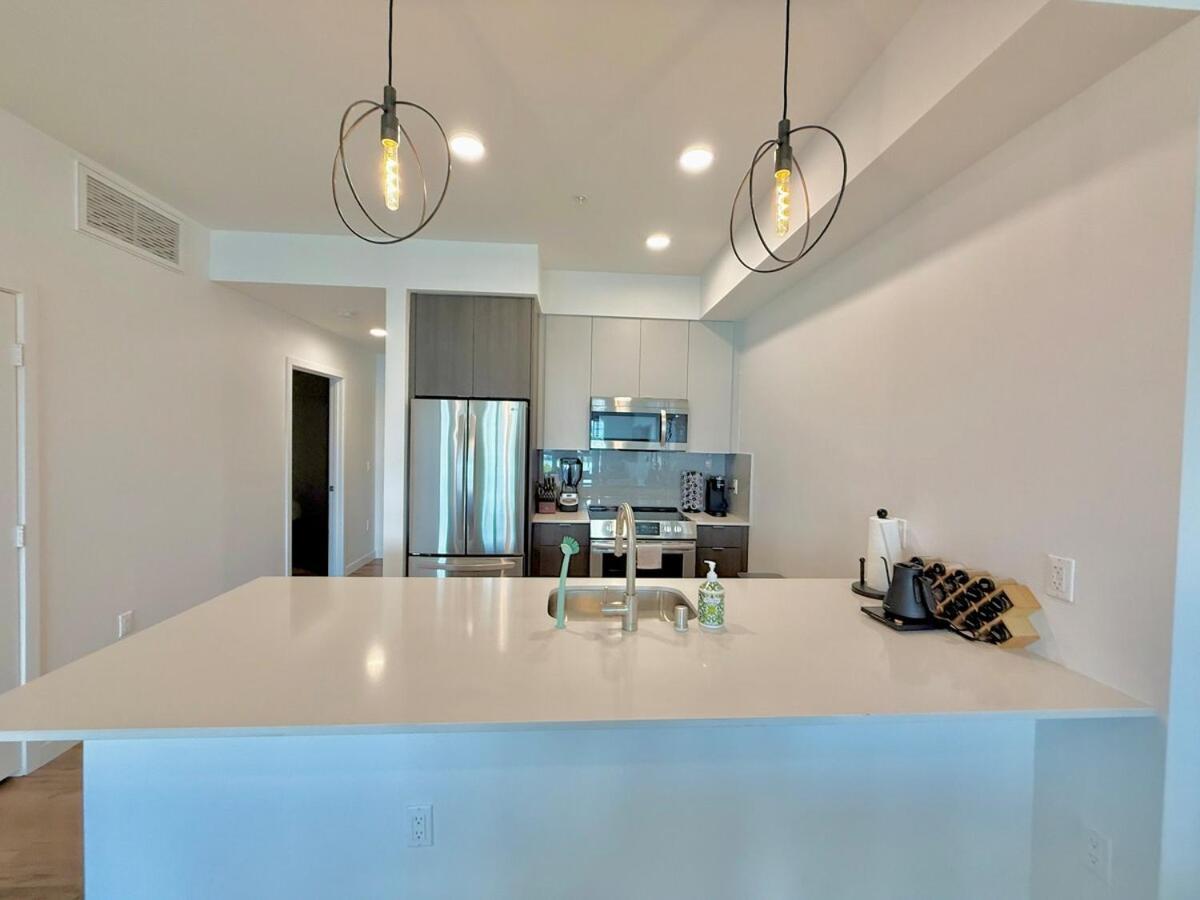 3 Bedroom 2 Bath Westwood Aparthotel